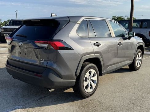 Used 2025 Toyota RAV4 LE AWD/4WD image 3