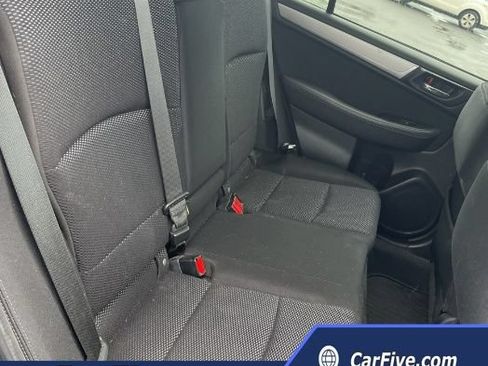 Used 2015 Subaru Outback 2.5i Premium AWD/4WD image 4
