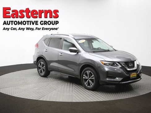 Used 2020 Nissan Rogue SV w/ Premium Package image 56