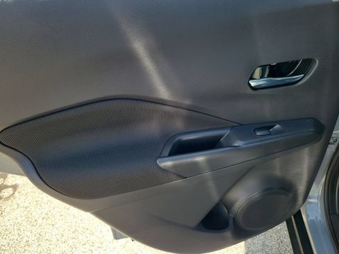 Used 2023 Nissan Kicks SV FWD image 11