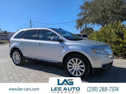 Used 2013 Lincoln MKX FWD image 1
