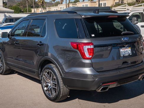 Used 2017 Ford Explorer Sport w/ Equipment Group 401A image 7