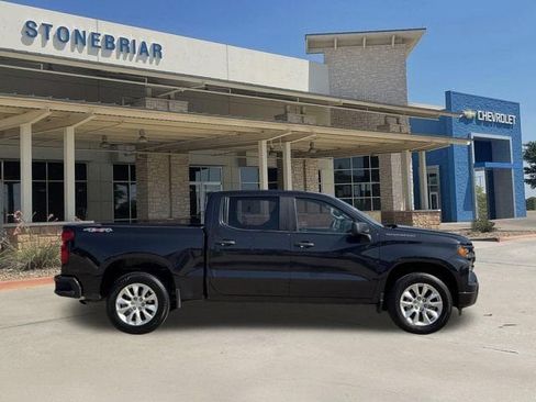 Used 2023 Chevrolet Silverado 1500 Custom AWD/4WD image 4