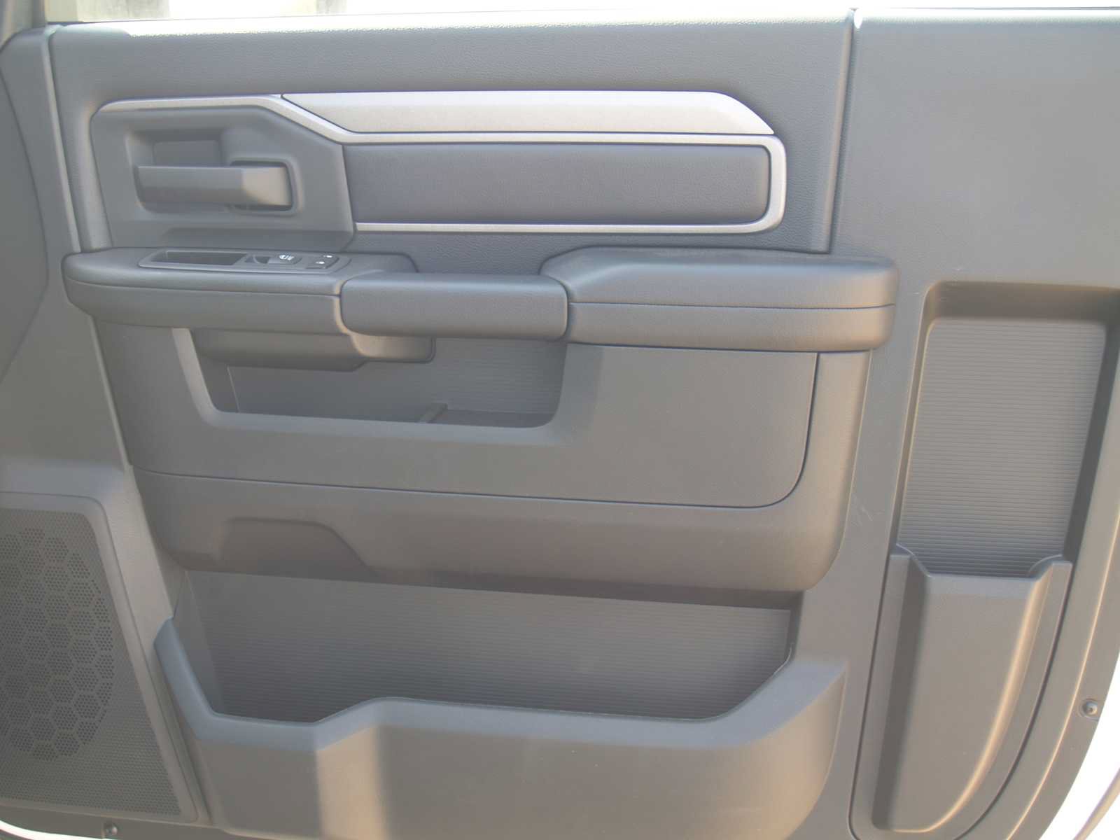 Used 2024 RAM 3500 Tradesman RWD image 13