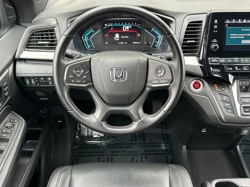 Used 2023 Honda Odyssey Sport image 13