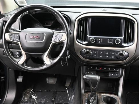 Used 2021 GMC Canyon Denali image 14