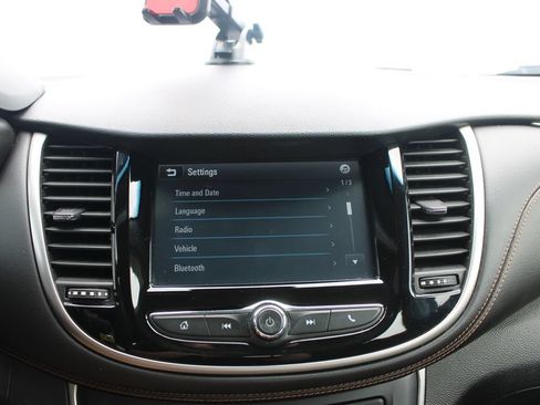 Used 2017 Chevrolet Trax LS FWD image 46