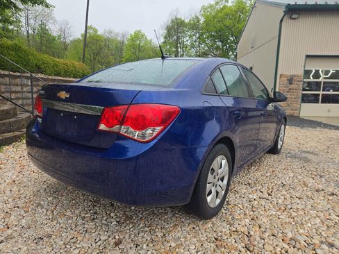 Used 2013 Chevrolet Cruze LS FWD image 8