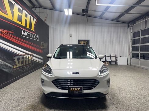 Used 2022 Ford Escape Titanium w/ Titanium Elite Package image 33