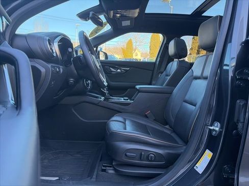 Used 2022 Chevrolet Blazer Premier w/ Enhanced Convenience Package image 18