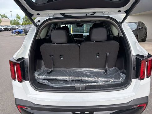 New 2026 Kia Sorento X-Line EX AWD/4WD image 17