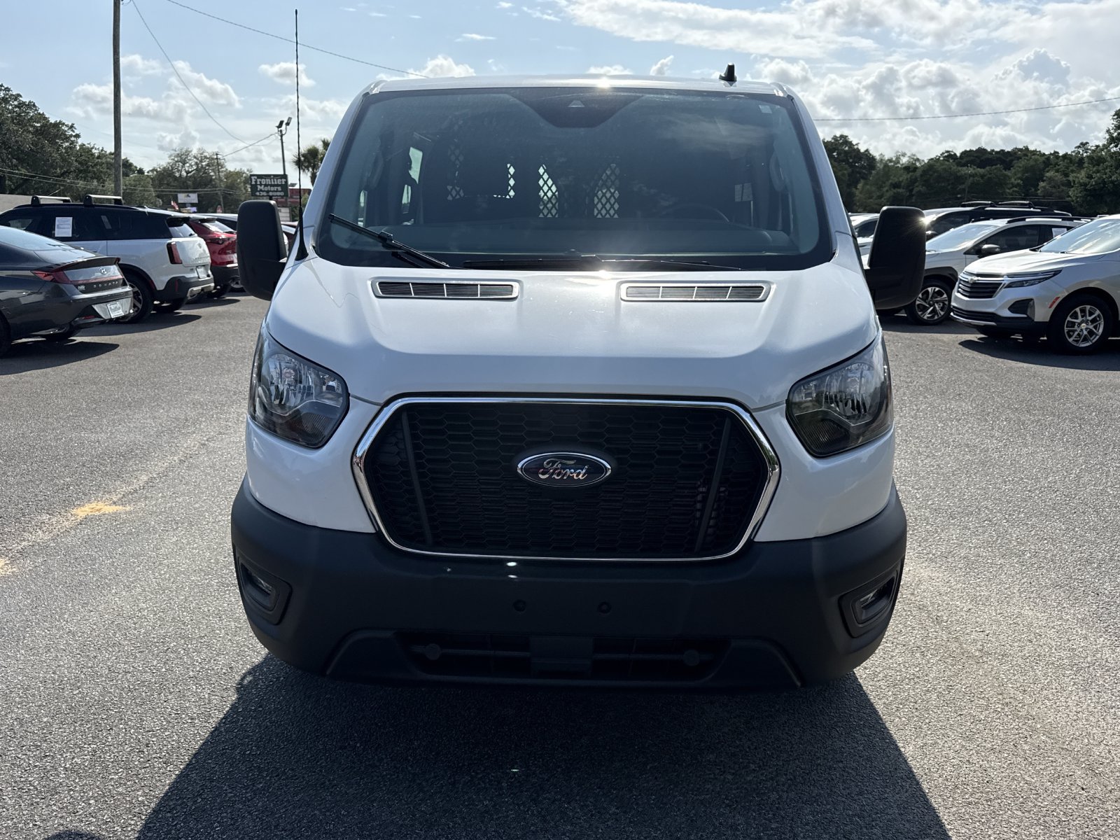 Used 2024 Ford Transit 250 Low Roof w/ Exterior Upgrade Package RWD image 9