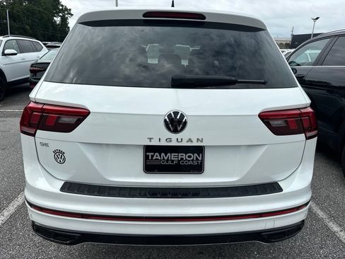 Used 2024 Volkswagen Tiguan SE R-Line FWD image 2