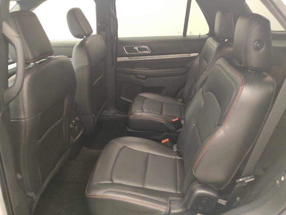 Used 2018 Ford Explorer Sport w/ Ford Safe & Smart Package AWD/4WD image 18