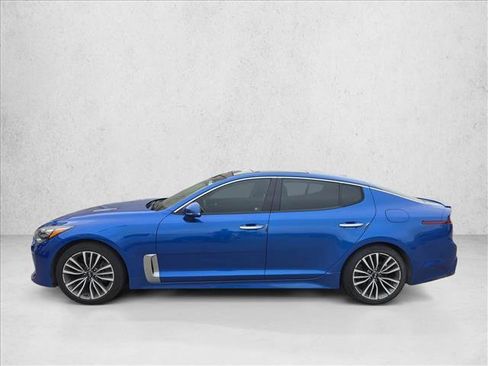 Used 2018 Kia Stinger Premium image 8