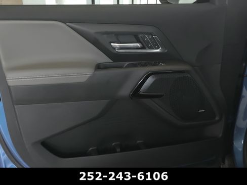 Used 2026 Chevrolet Silverado EV Trail Boss AWD/4WD image 29