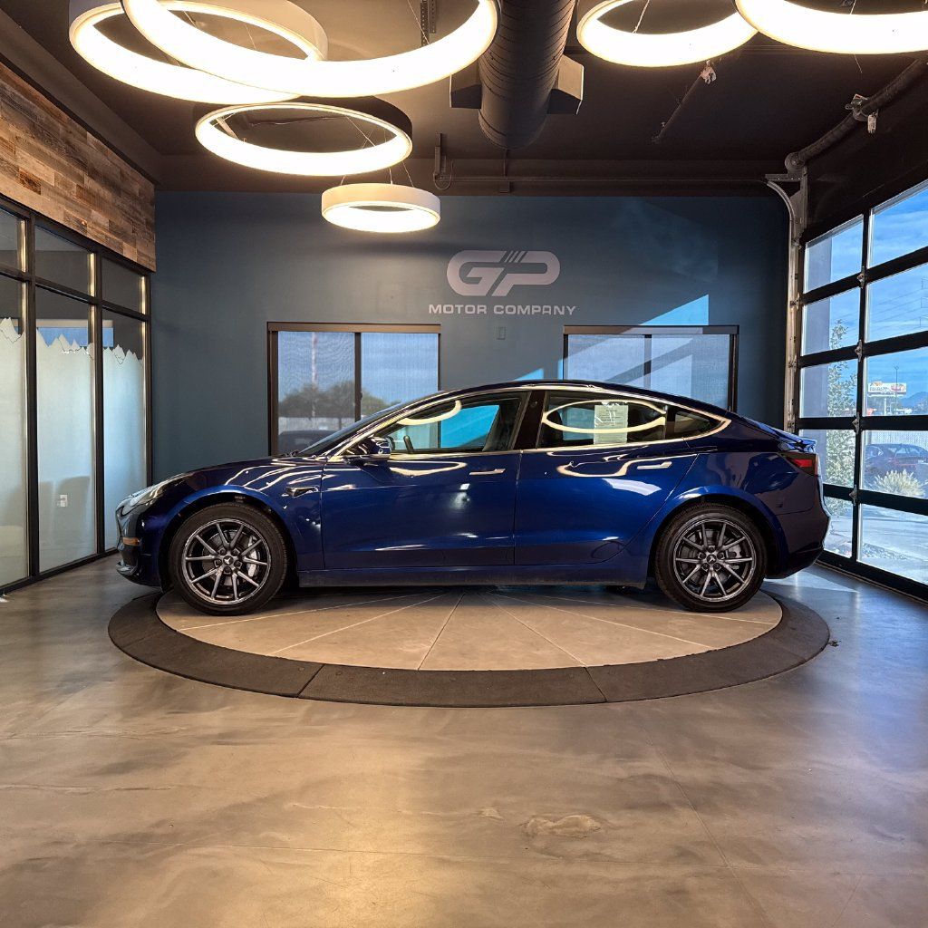 Used 2019 Tesla Model 3 Long Range RWD image 6