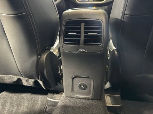Used 2024 Ford Escape Platinum image 31