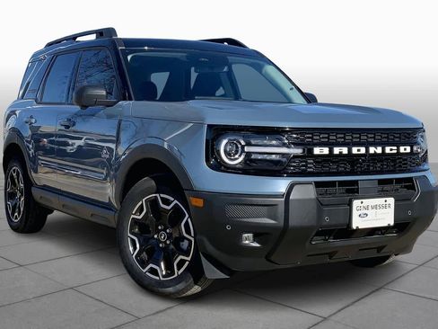 New 2025 Ford Bronco Sport Outer Banks w/ Outer Banks Tech Package+ image 2