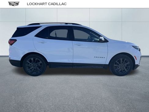 Used 2023 Chevrolet Equinox RS w/ LPO, Floor Liner Package image 2