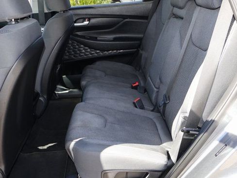 Used 2019 Hyundai Santa Fe SEL image 13
