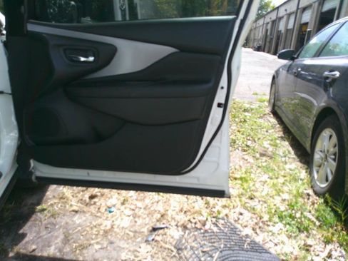 Used 2020 Nissan Murano SL w/ Cargo Package FWD image 27
