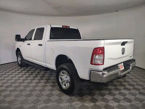 Used 2024 RAM 2500 Tradesman w/ Chrome Appearance Group image 8
