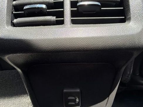 Used 2020 GMC Terrain SLT w/ Preferred Package AWD/4WD image 22