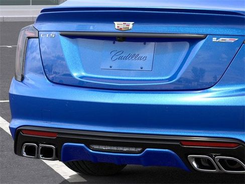 New 2026 Cadillac CT5 V image 14