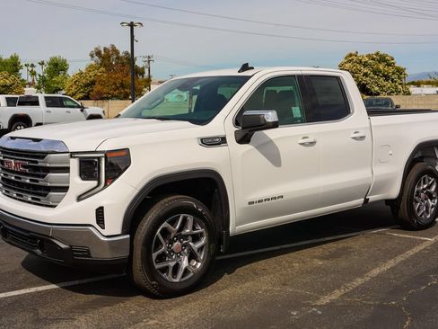 New 2026 GMC Sierra 1500 SLE w/ Max Trailering Package AWD/4WD image 3