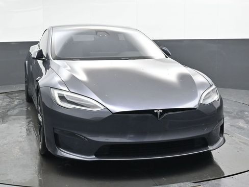 Used 2022 Tesla Model S Plaid image 6