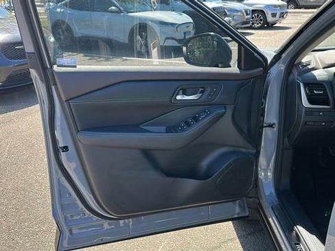Certified 2023 Nissan Rogue SL w/ SL Premium Package AWD/4WD image 8