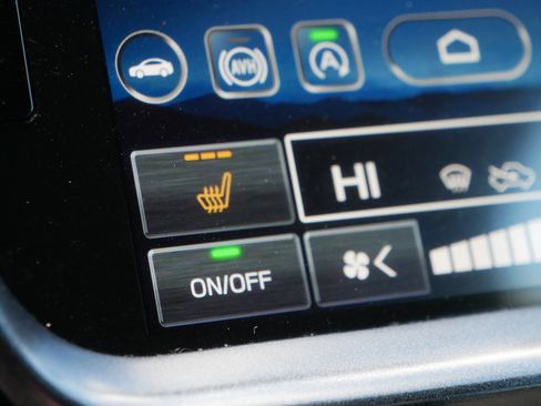 Used 2024 Subaru Outback Wilderness image 32