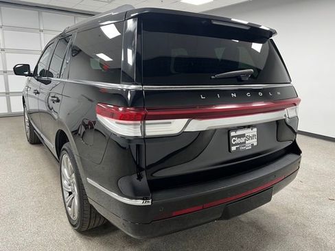 Used 2024 Lincoln Navigator Reserve image 7