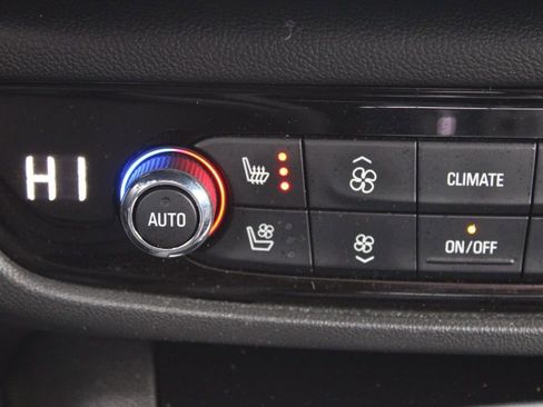 Used 2018 Buick Regal GS w/ Driver Confidence Package #2 image 40