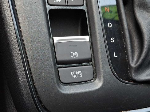 Used 2023 Honda CR-V EX image 23