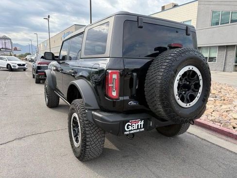 Used 2022 Ford Bronco Badlands w/ Sasquatch Package AWD/4WD image 9