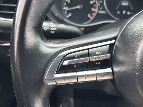 Used 2019 MAZDA MAZDA3 AWD Hatchback image 24