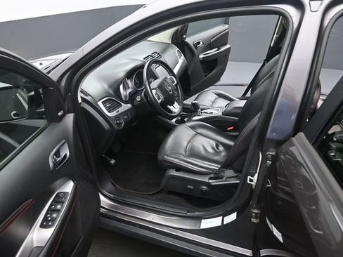 Used 2016 Dodge Journey R/T image 9