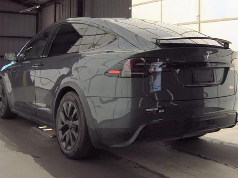 Used 2022 Tesla Model X Plaid AWD/4WD image 5