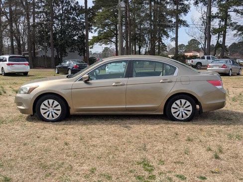 Used 2010 Honda Accord LX image 6