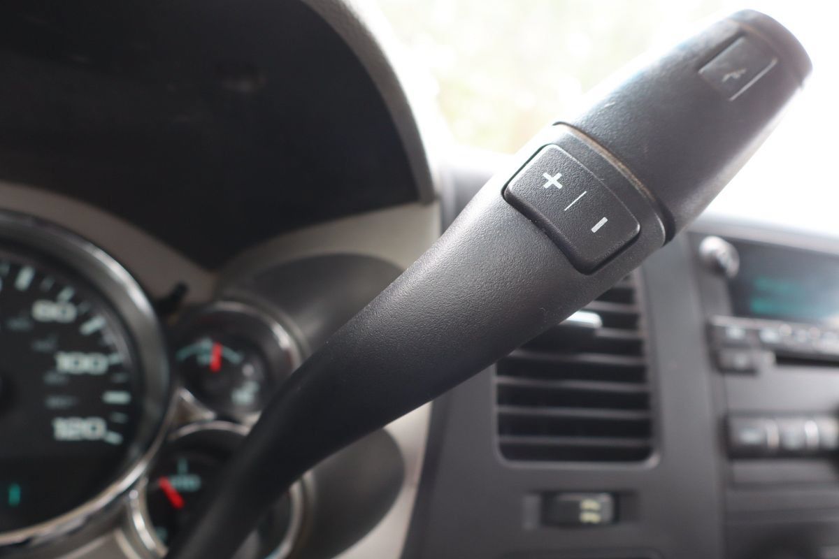 Used 2013 Chevrolet Silverado 2500 W/T RWD image 32