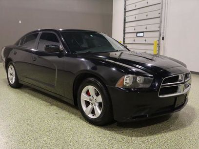 Used 2014 Dodge Charger SE w/ Connectivity Group
