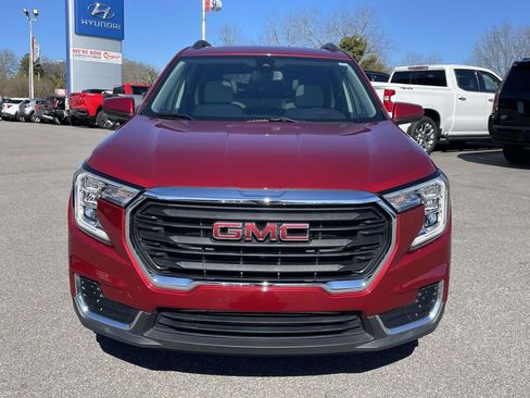 Used 2022 GMC Terrain SLE w/ Driver Convenience Package image 7