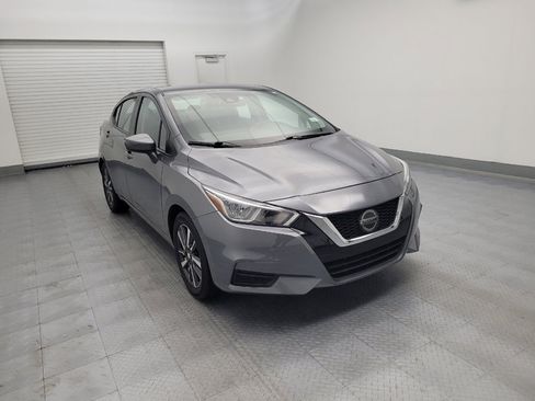 Used 2021 Nissan Versa SV FWD image 13