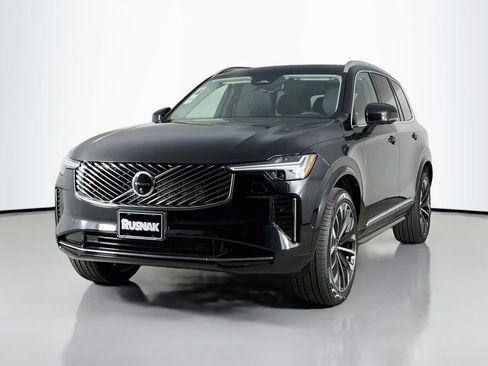 New 2026 Volvo XC90 B5 Plus w/ Protection Package AWD/4WD image 3