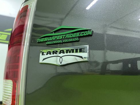Used 2018 RAM 1500 Laramie w/ Convenience Group AWD/4WD image 12