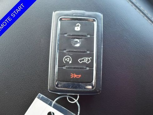 Used 2022 Jeep Grand Cherokee L Laredo AWD/4WD image 8