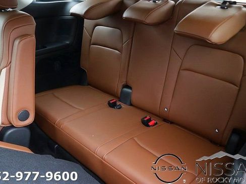 New 2026 Nissan Pathfinder Platinum image 15