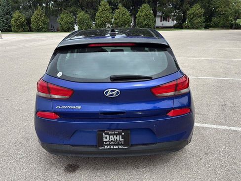 Used 2019 Hyundai Elantra GT w/ Style Package 02 FWD image 15